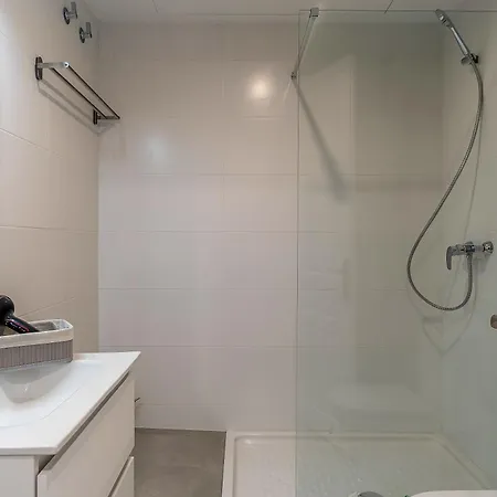 Ab Margarit 아파트