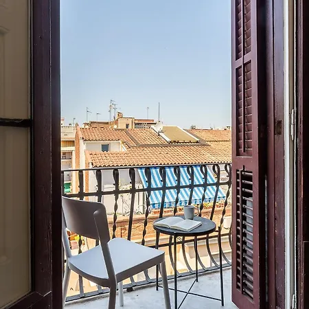 Ab Margarit Apartment