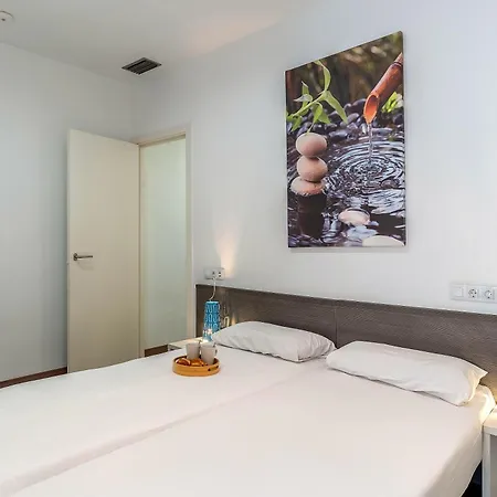 Ab Margarit Lejlighed